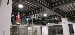 邛崃一商场梁，楼板碳纤维加固施工